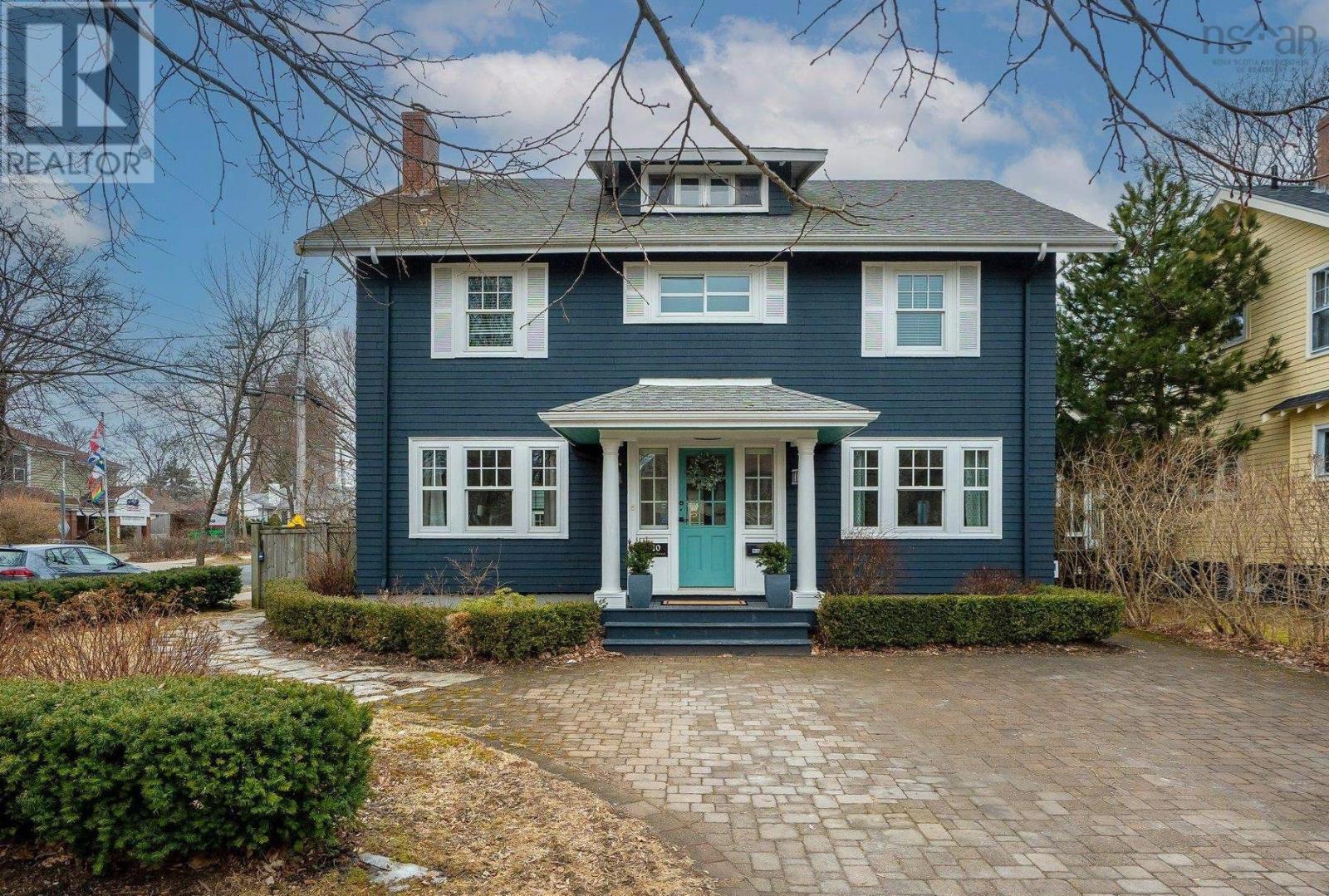 910 Ivanhoe Street Property Photo