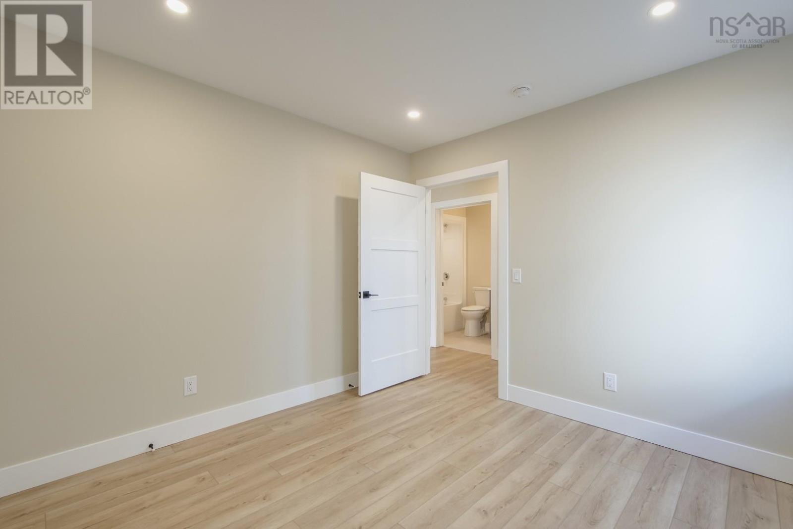 127 Kent Road Property Photo 7