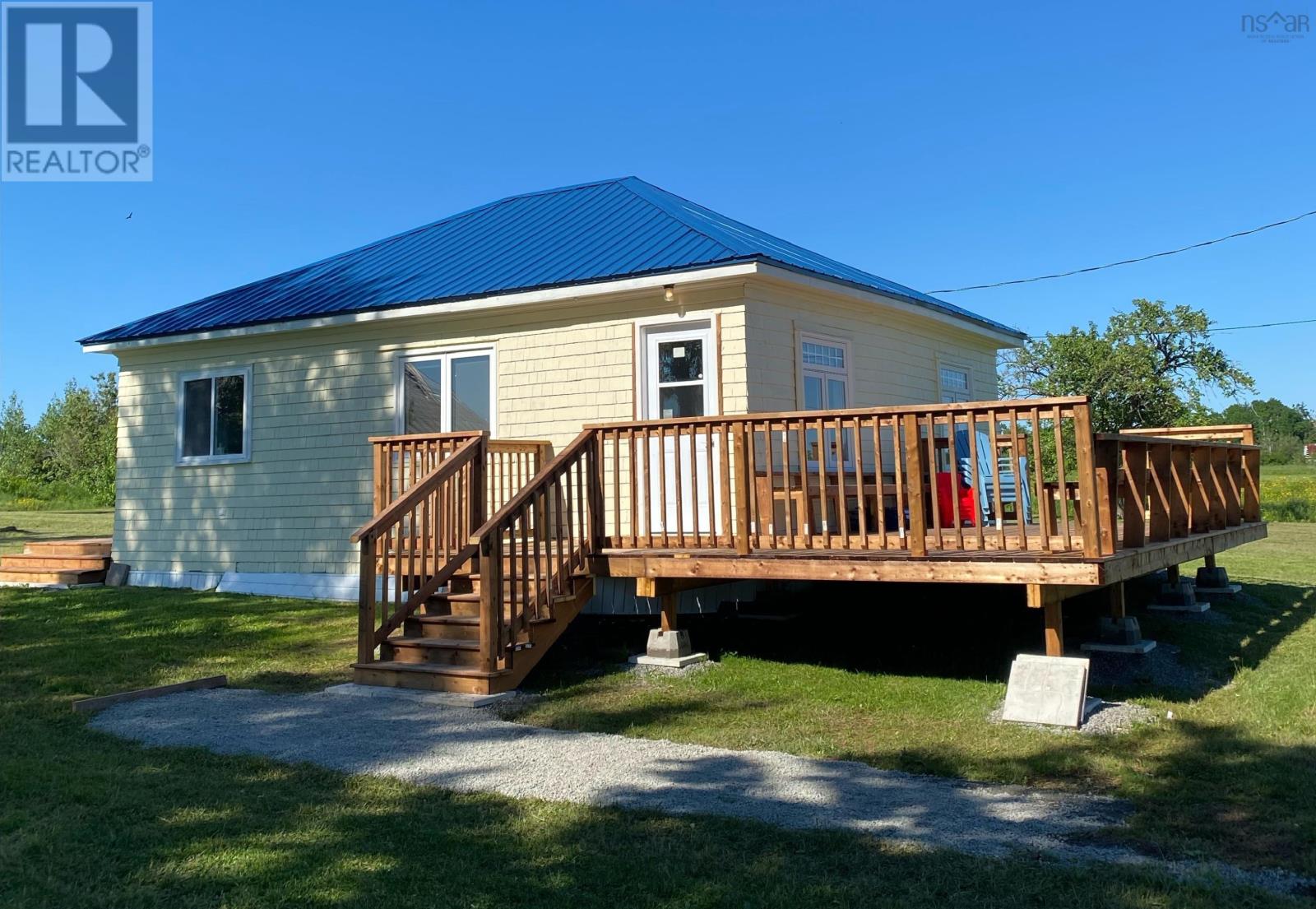 2915 Malagash Road Property Photo