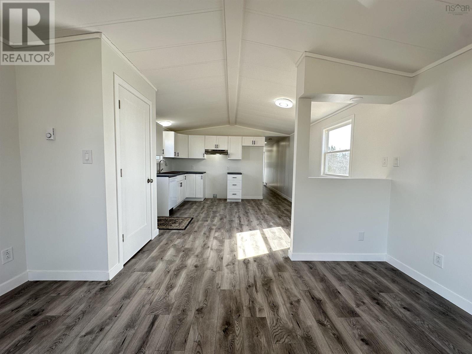 11 Smith Lane Property Photo 10