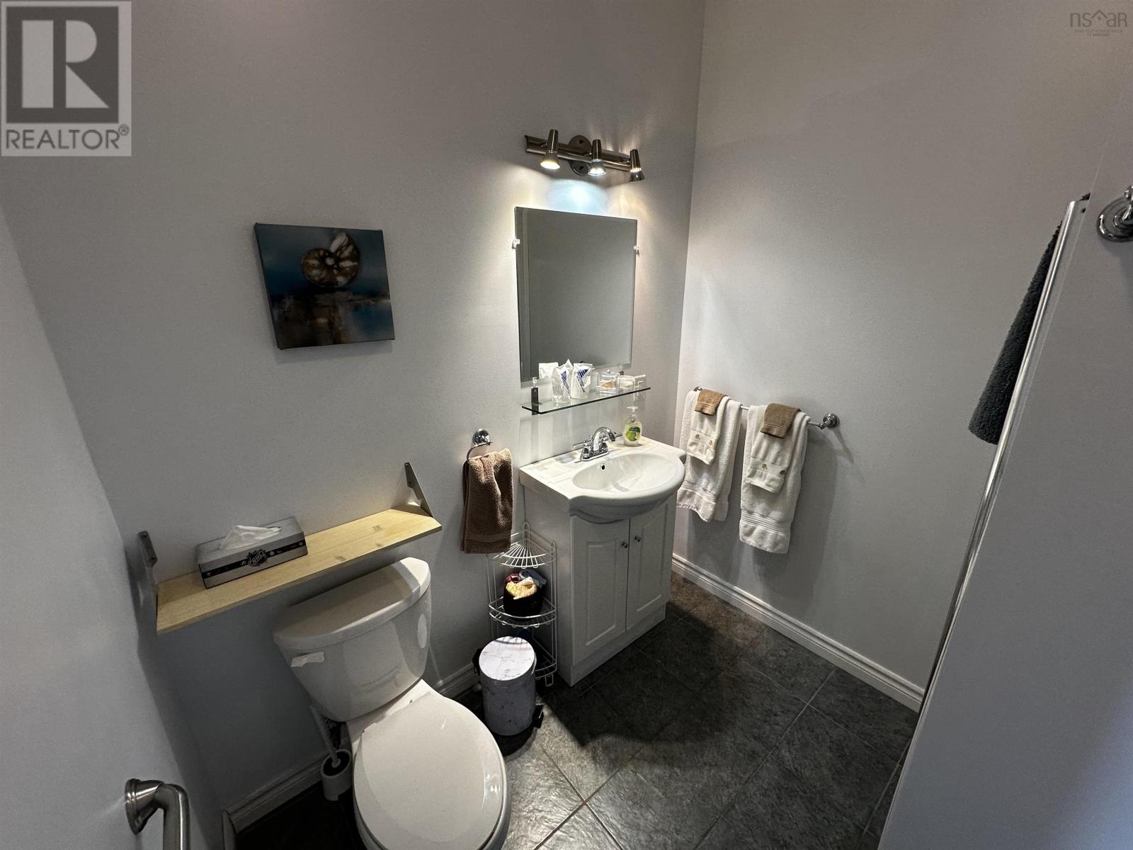 109 High Road Property Photo 10