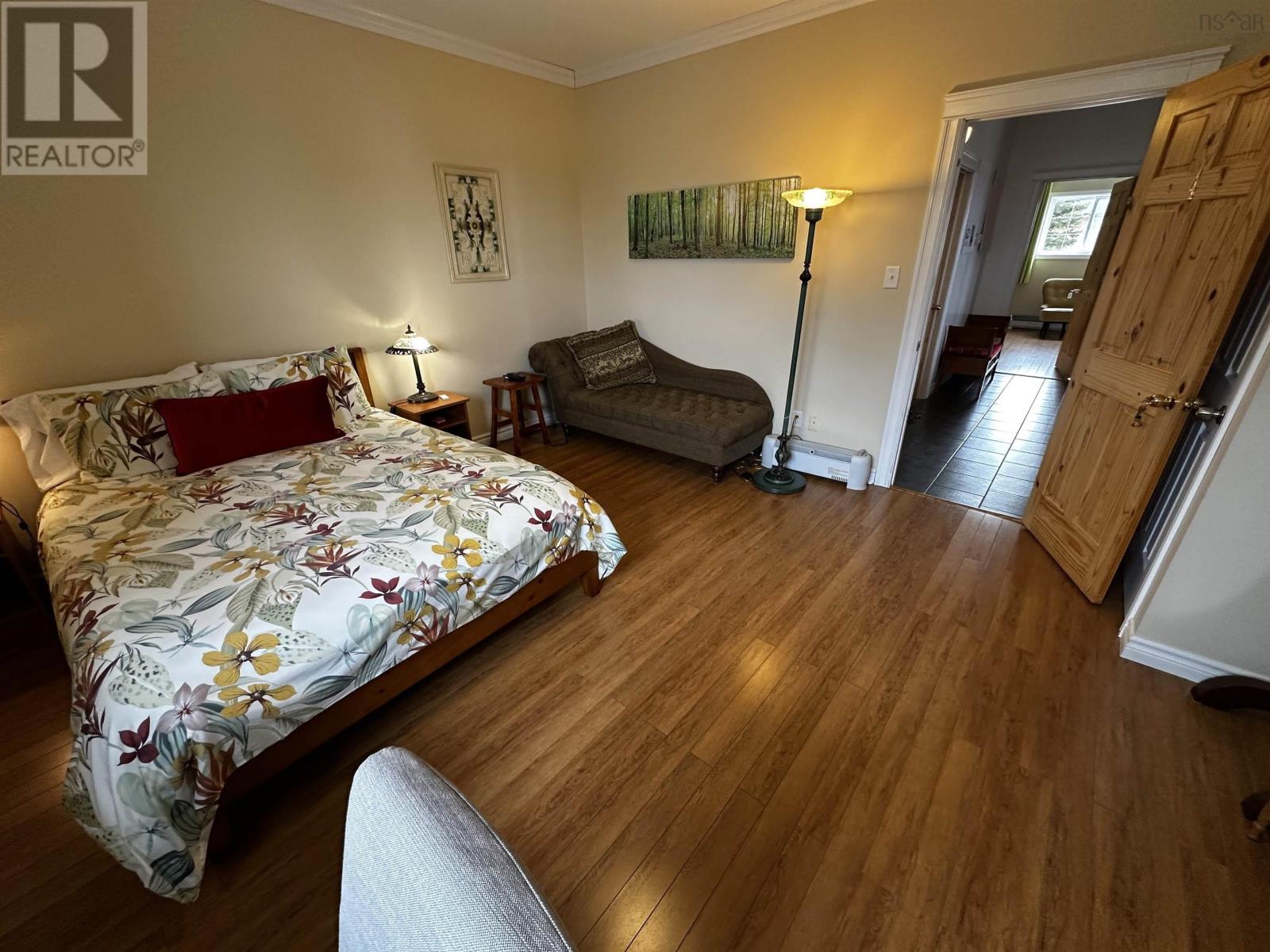 109 High Road Property Photo 11