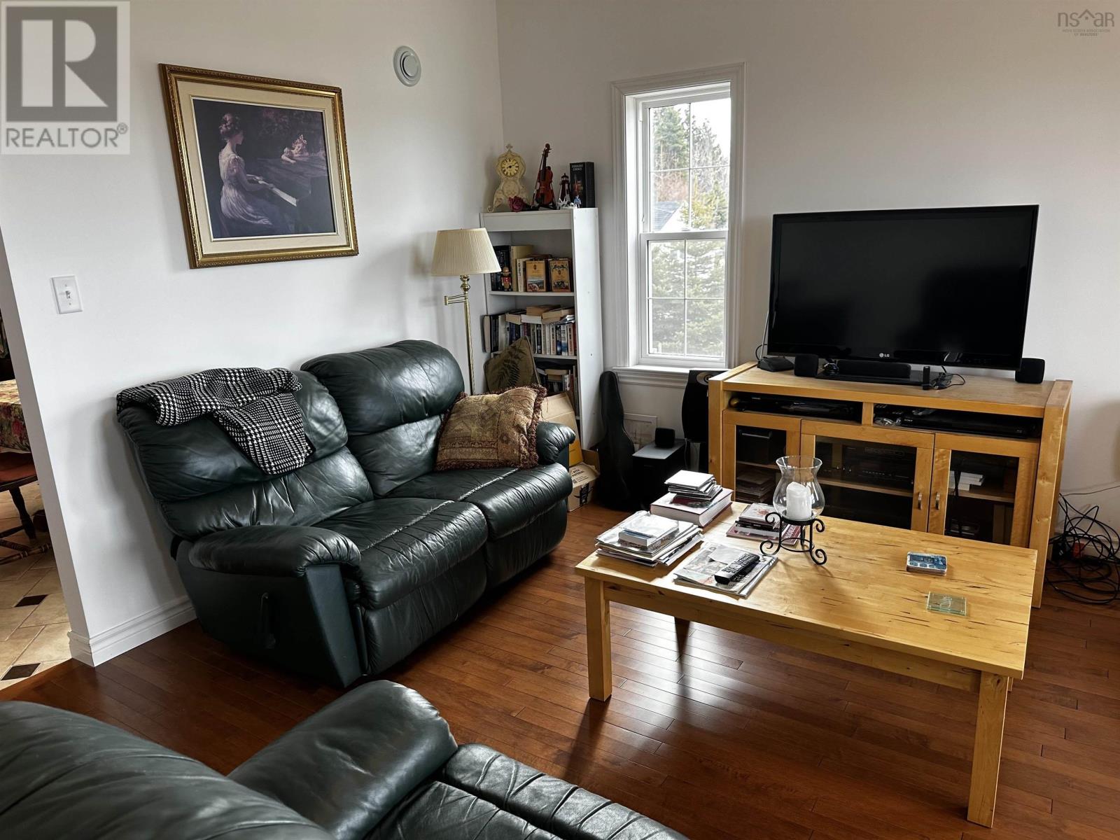 109 High Road Property Photo 19