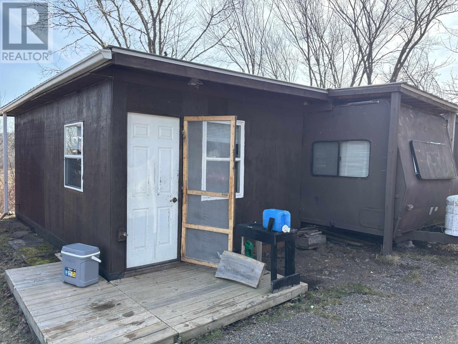 1856 Meadowvale Road Property Photo 3