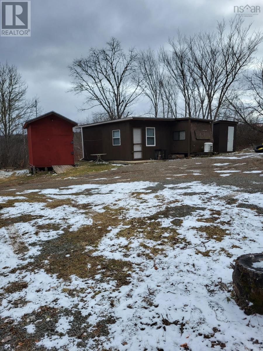 1856 Meadowvale Road Property Photo 4