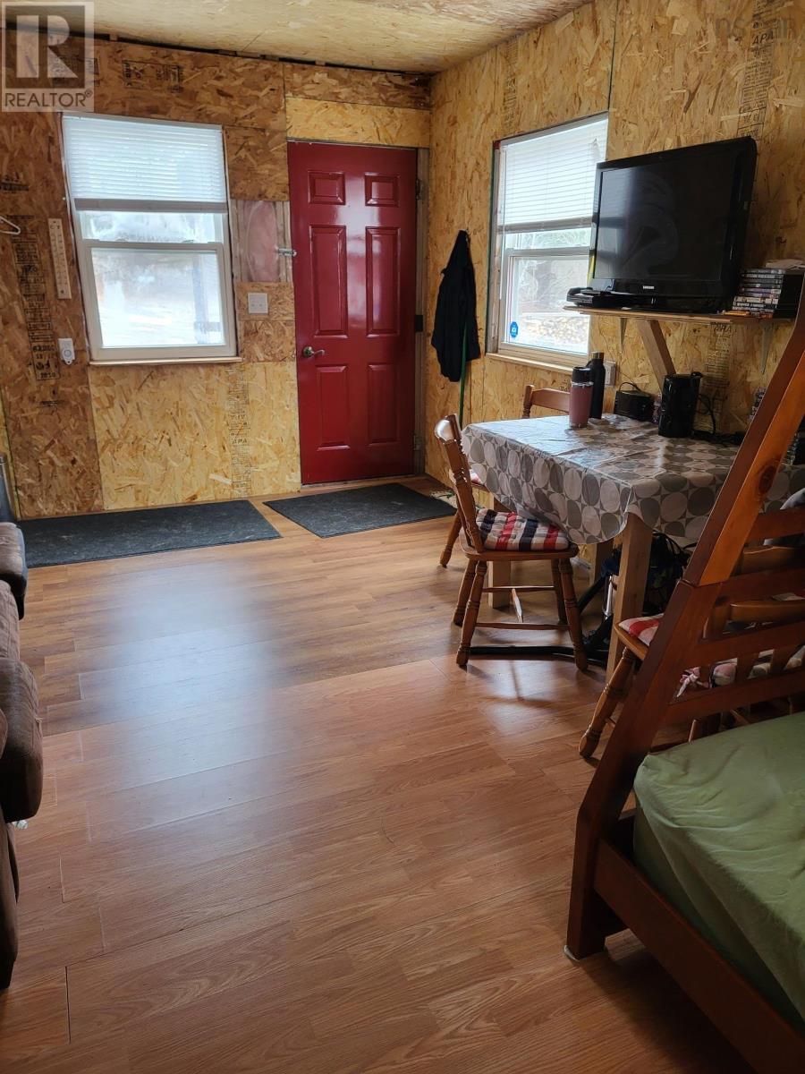 1856 Meadowvale Road Property Photo 6