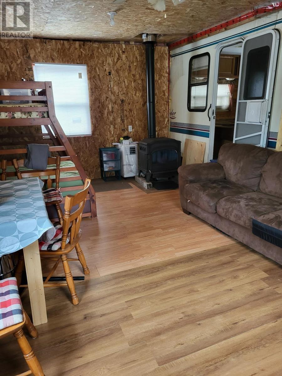 1856 Meadowvale Road Property Photo 7