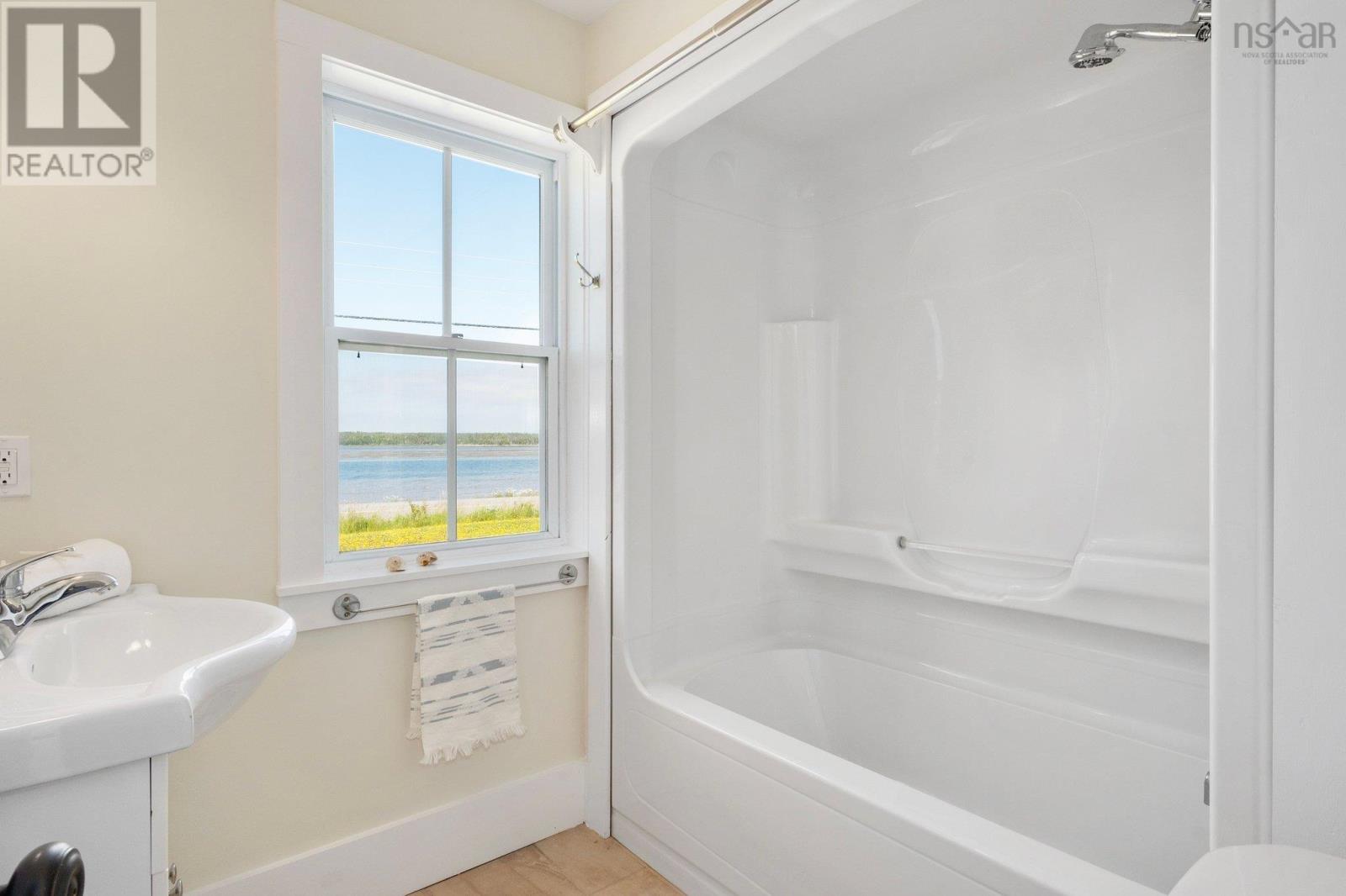 1843 East Petpeswick Road Property Photo 25