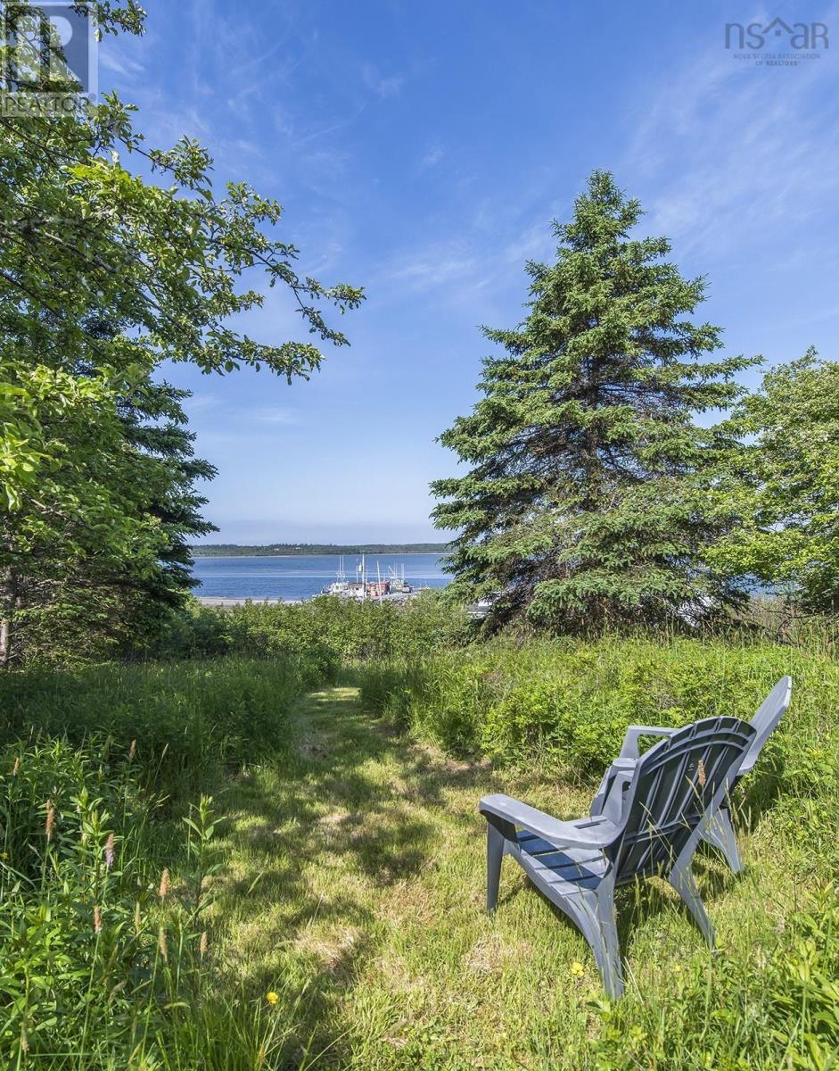 1843 East Petpeswick Road Property Photo 40