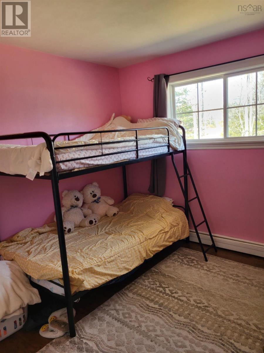 1082 College Road Property Photo 9