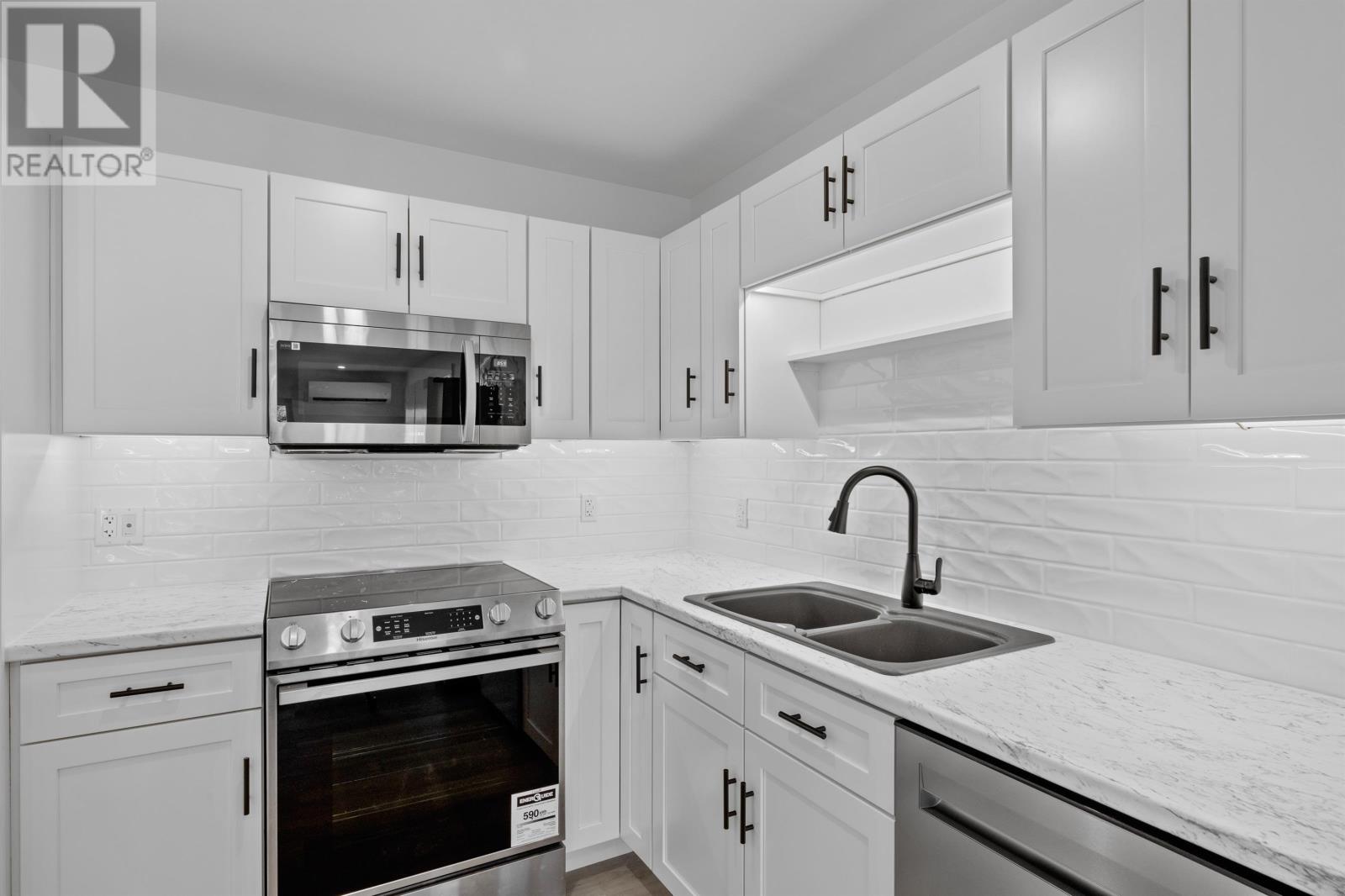 29 Balderston Court Property Photo 14