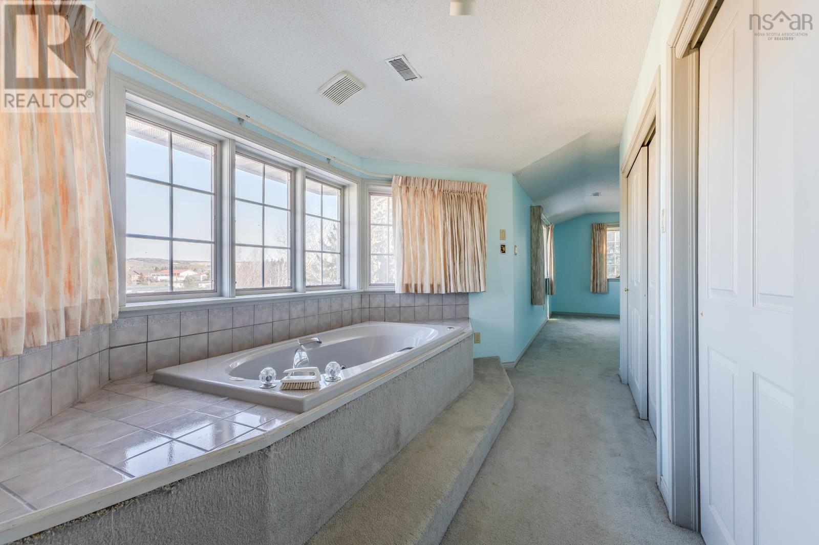 337 College Road Property Photo 21