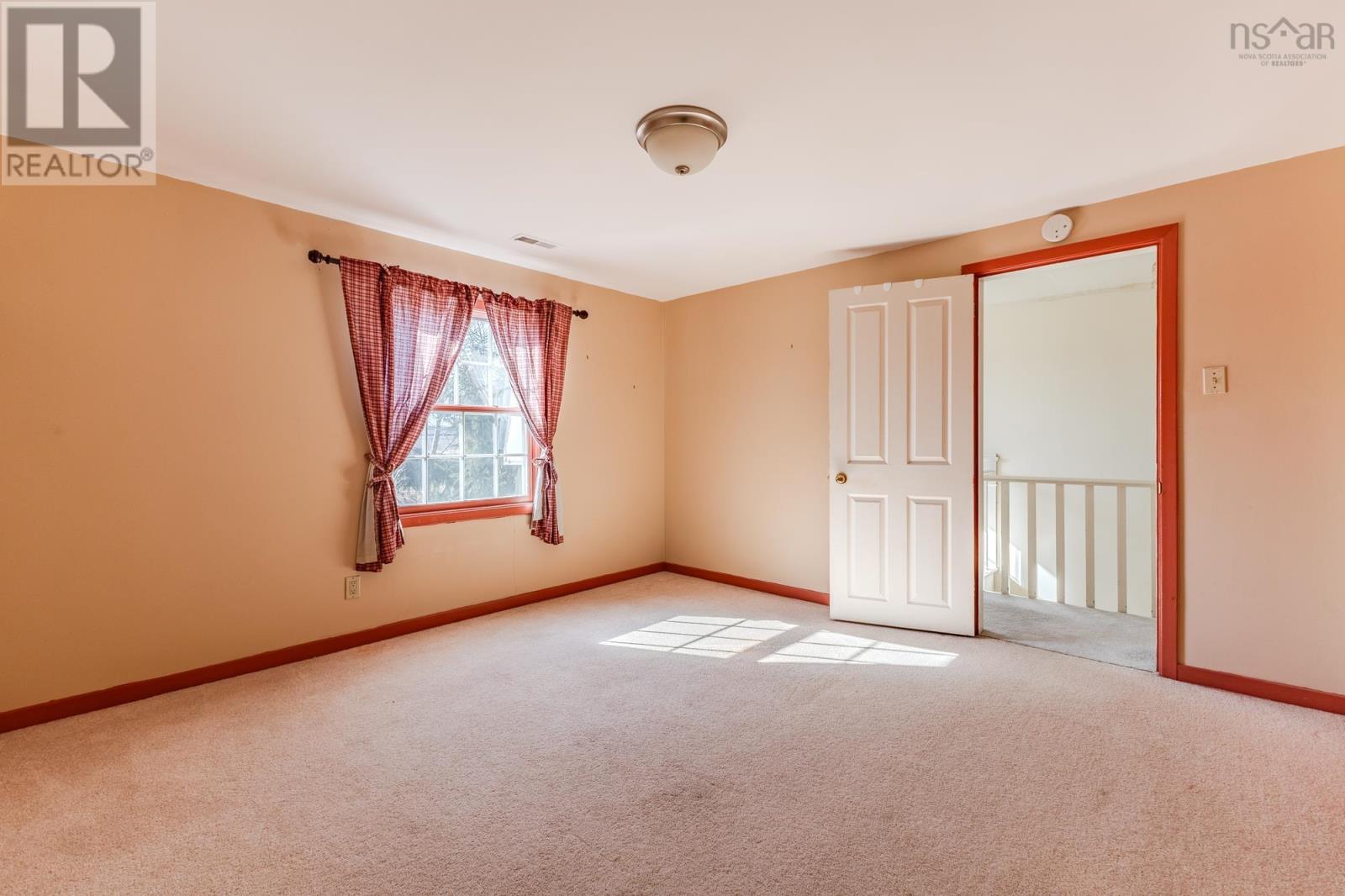 337 College Road Property Photo 24