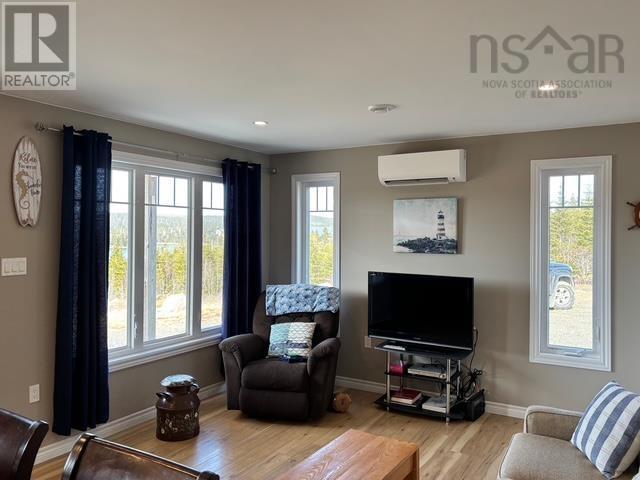 321 Cole Harbour Village Road Property Photo 5