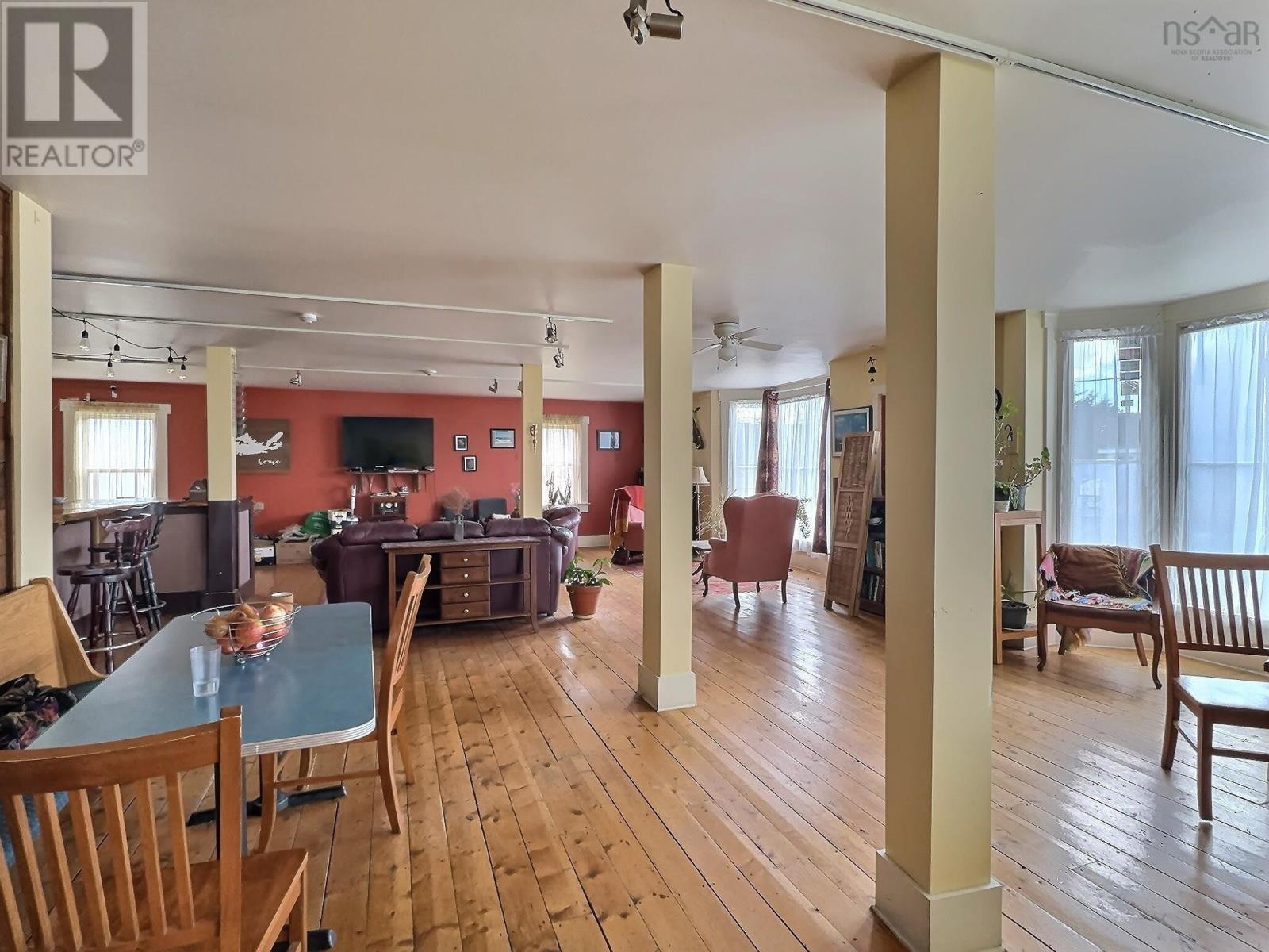 951 Highway 2 Property Photo 3