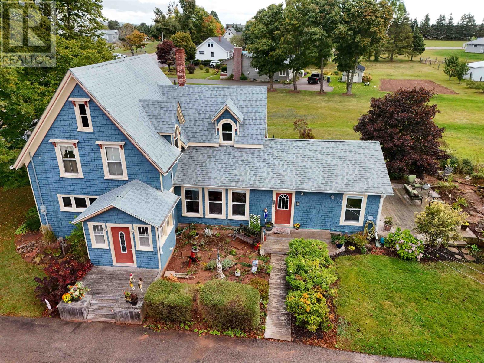 pe Real Estate Listings Main Image
