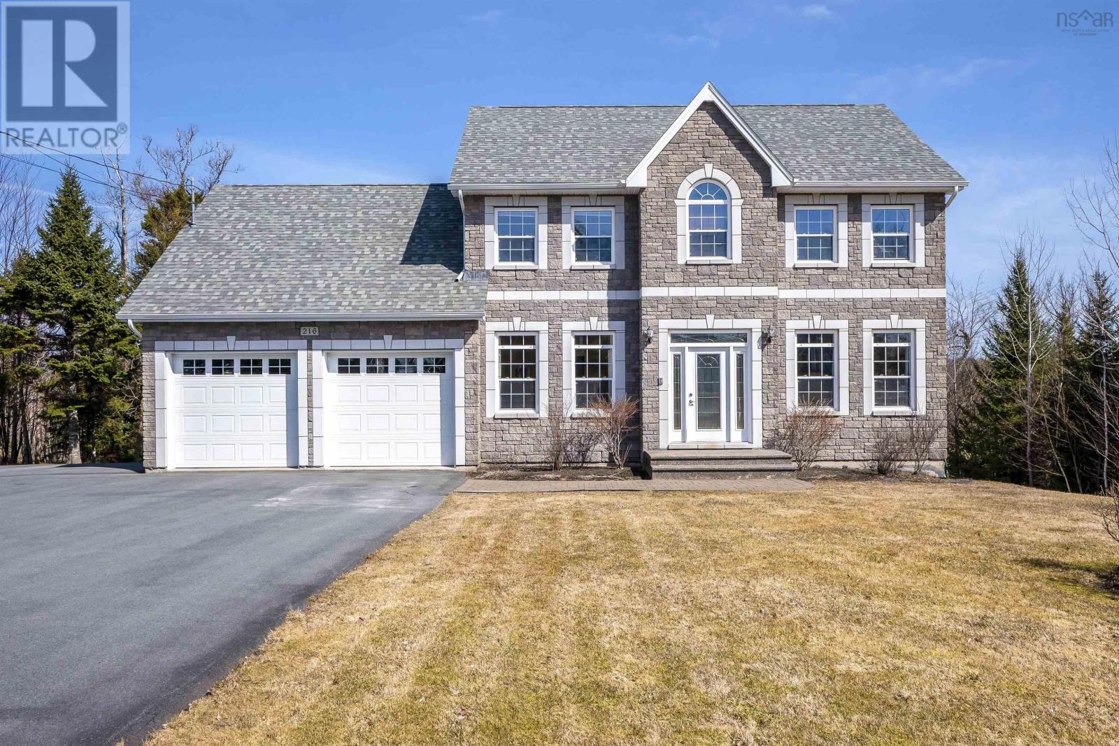 216 Robert Street Property Photo