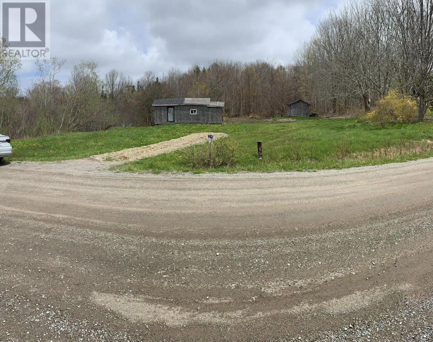 139 Lewiston Road Property Photo 2