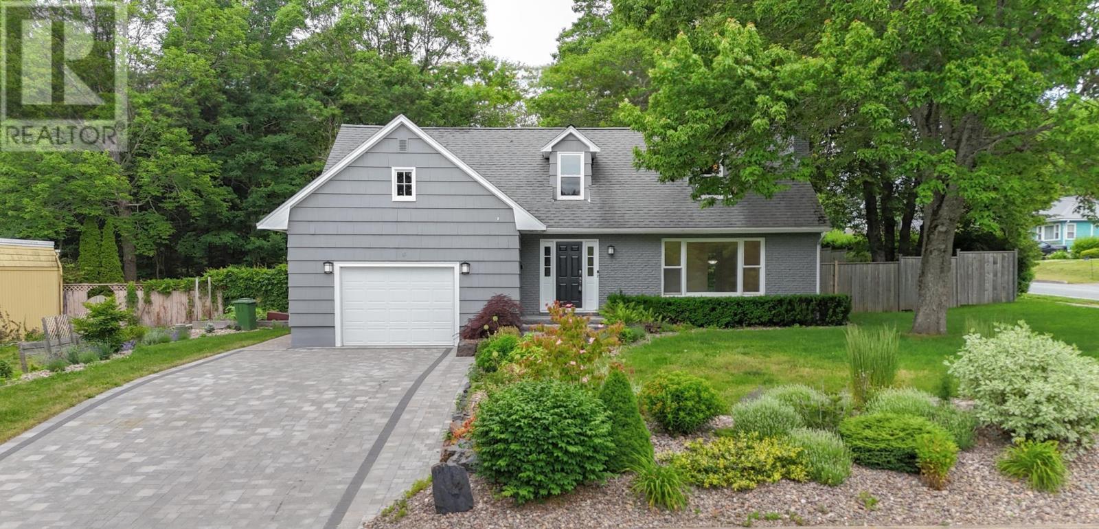 84 Park Street Property Photo 1