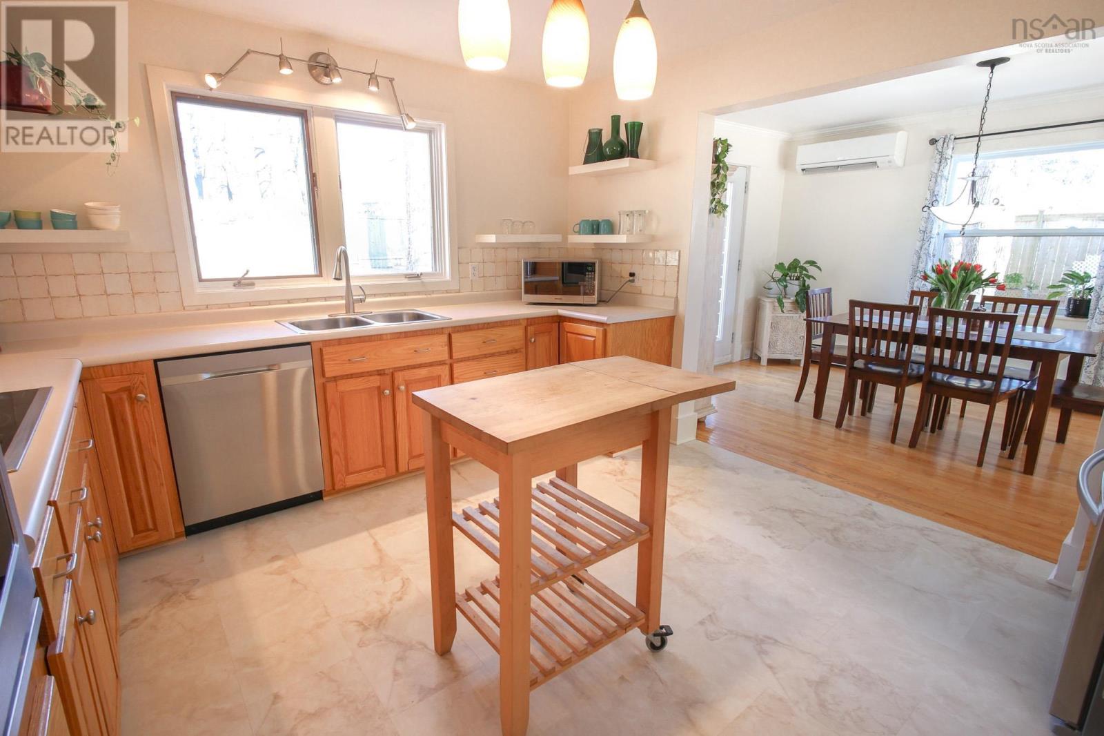 84 Park Street Property Photo 13