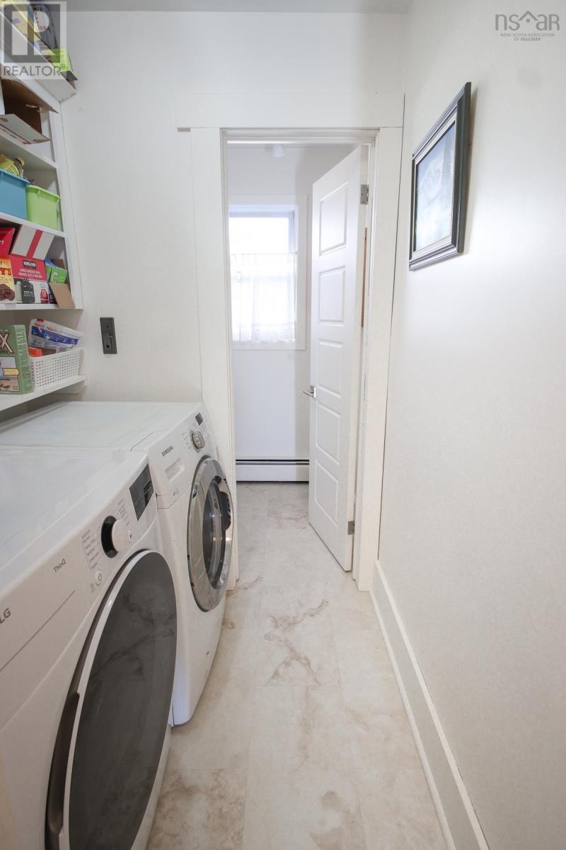 84 Park Street Property Photo 15