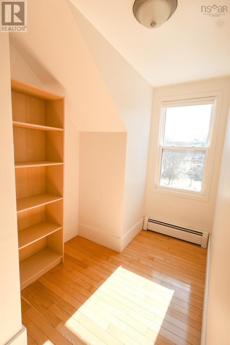 84 Park Street Property Photo 20
