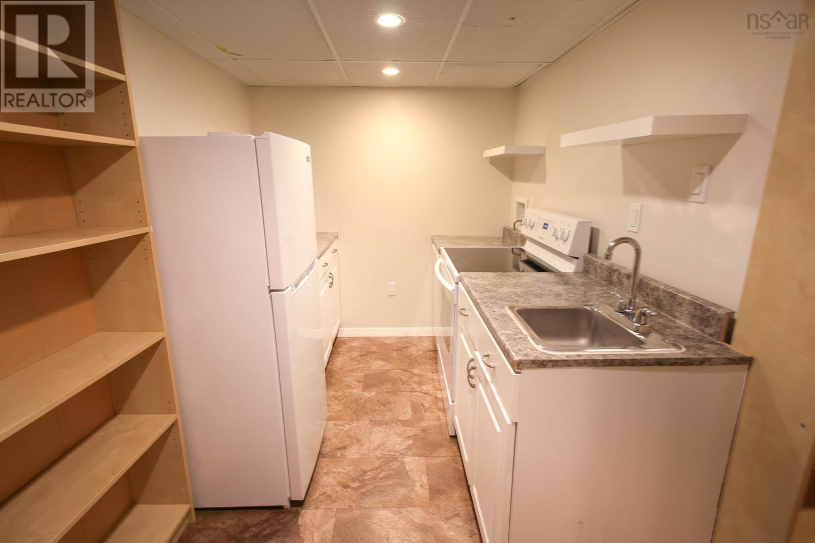 84 Park Street Property Photo 33