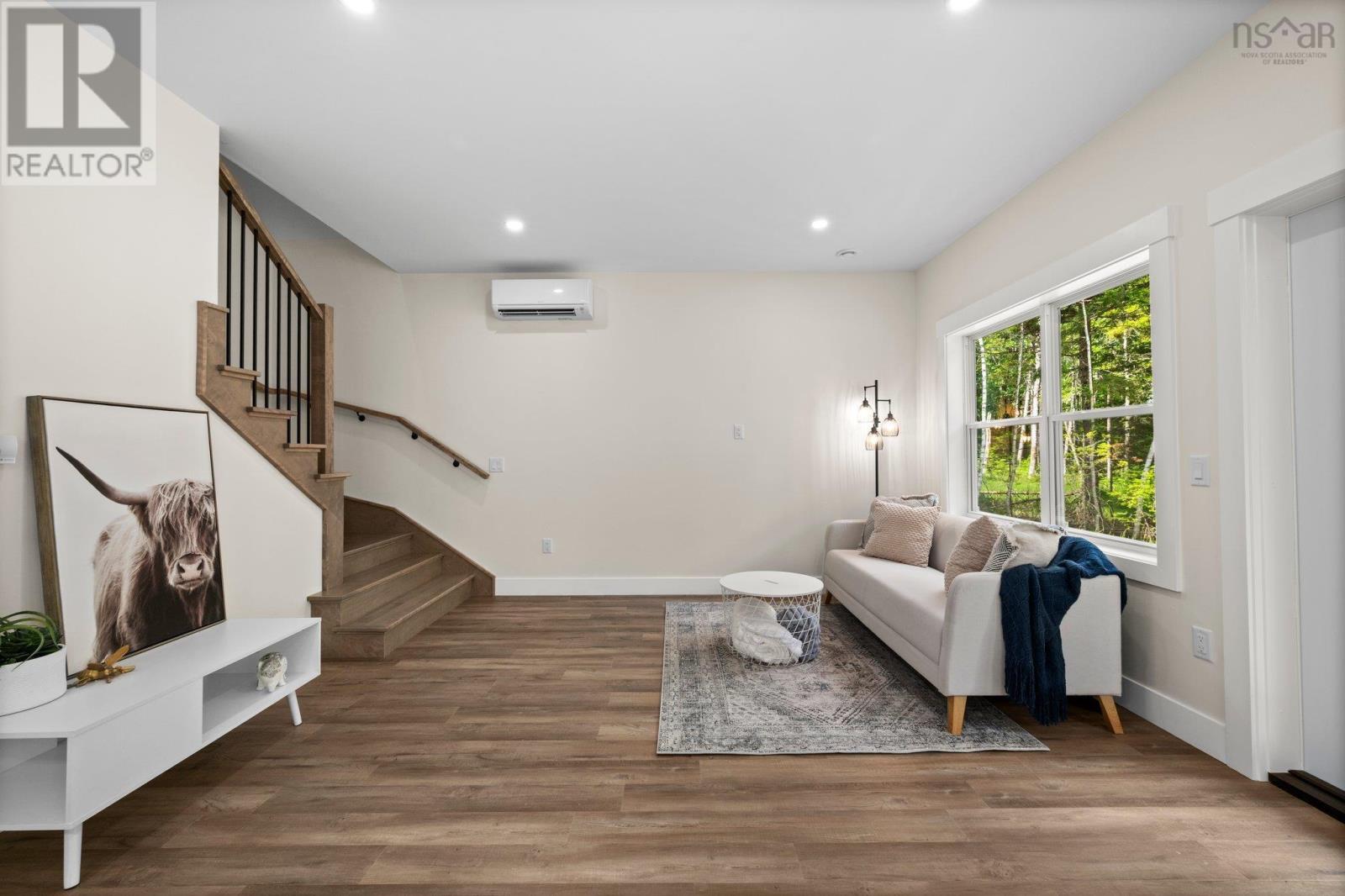 102 44 Blue Jay Way Property Photo 15