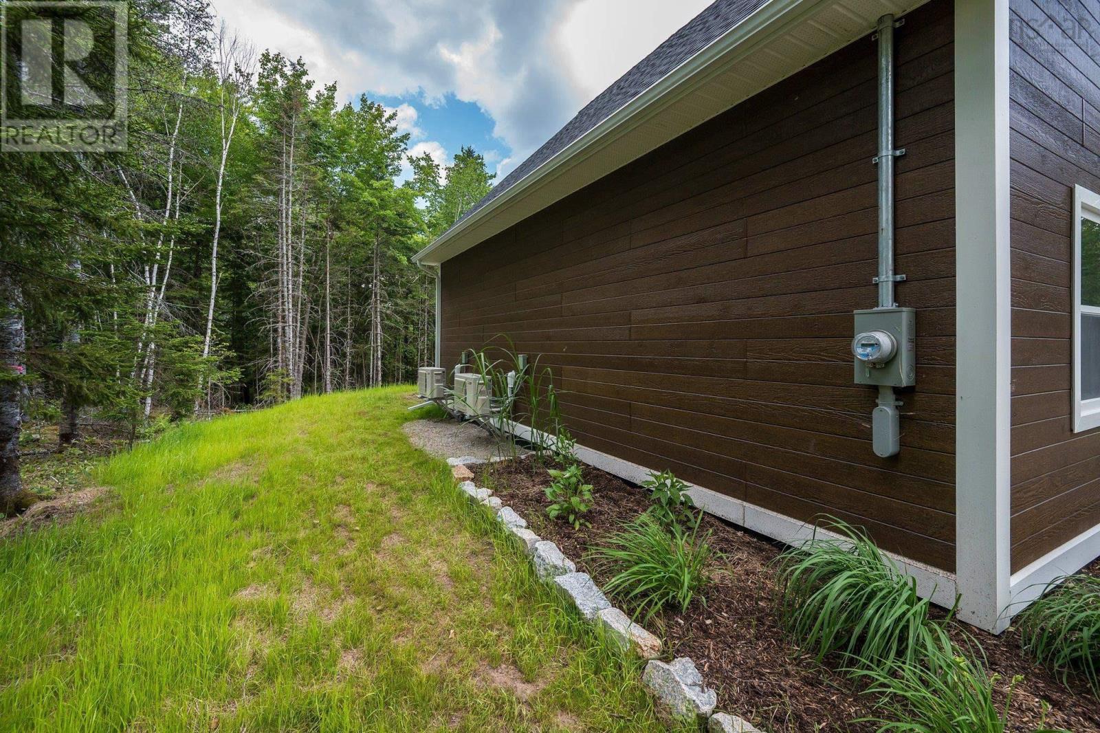 102 44 Blue Jay Way Property Photo 42