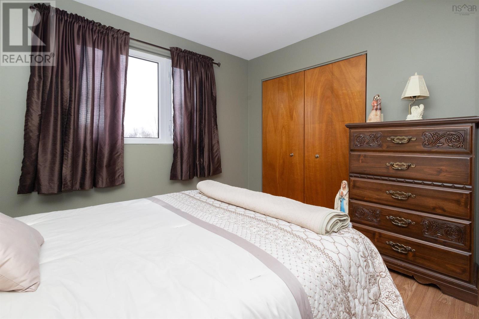 137 William Street Property Photo 25