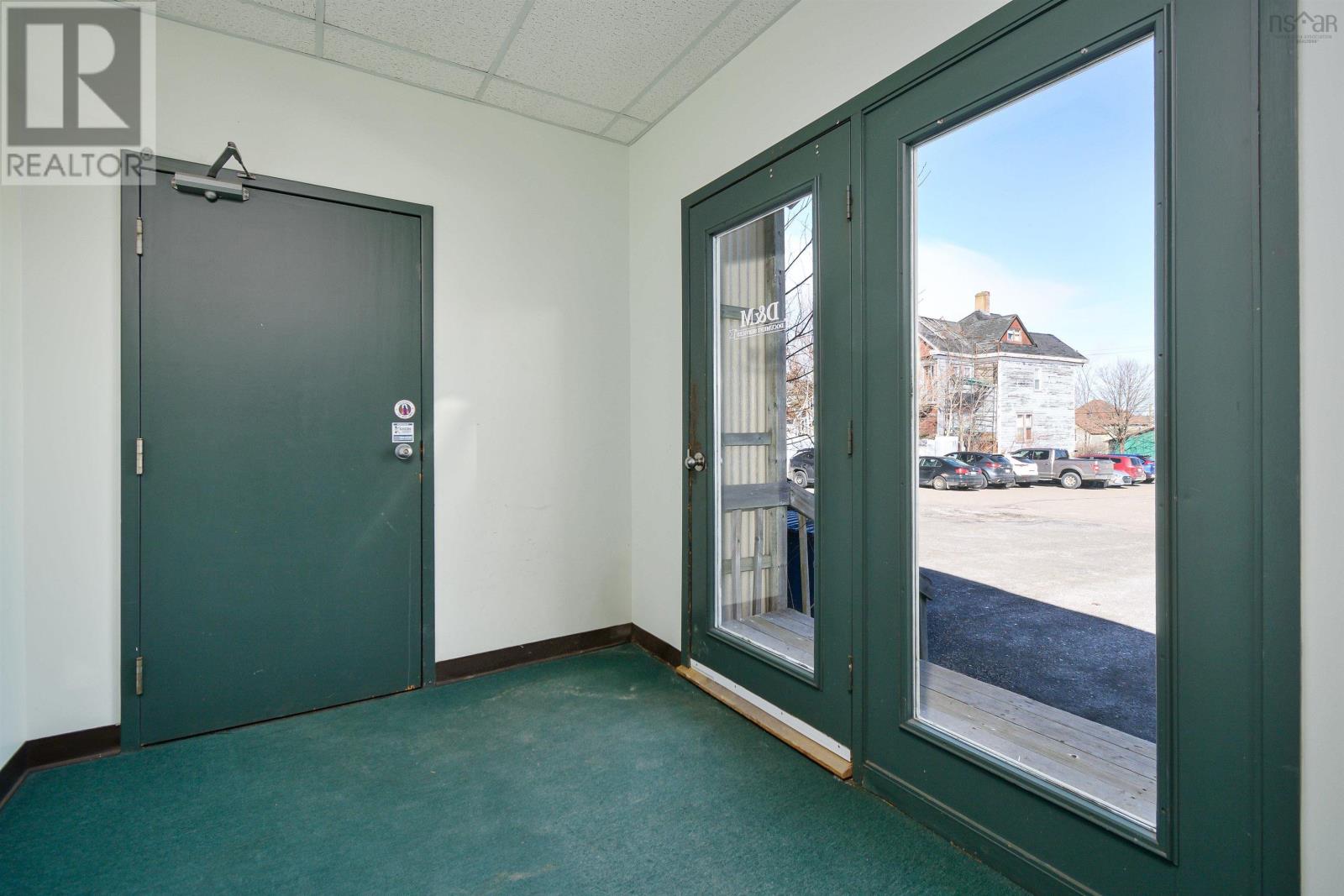 333 George Street Property Photo 11