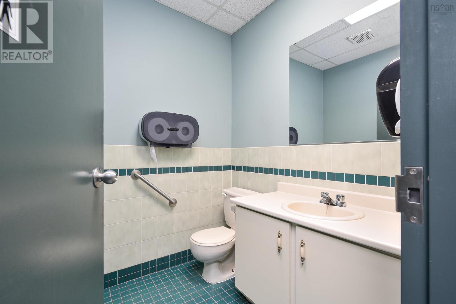 333 George Street Property Photo 16