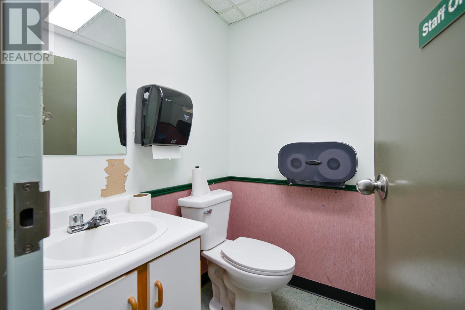 333 George Street Property Photo 38