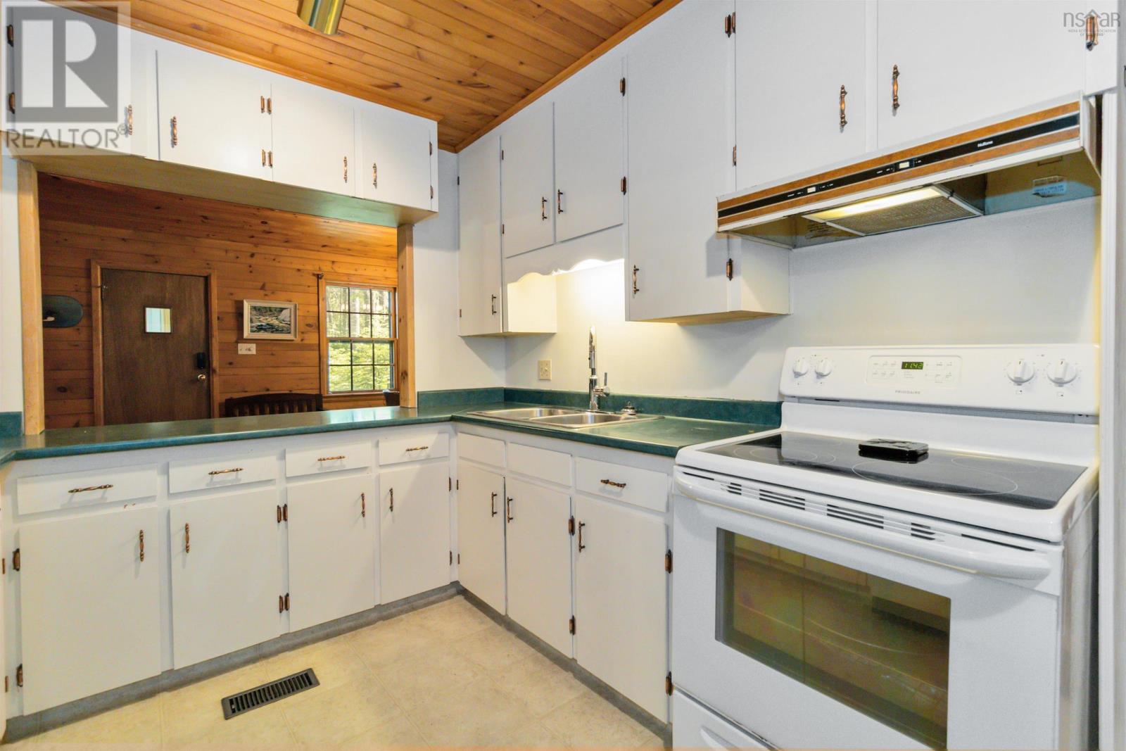 161 Beaverhouse Lane Property Photo 18