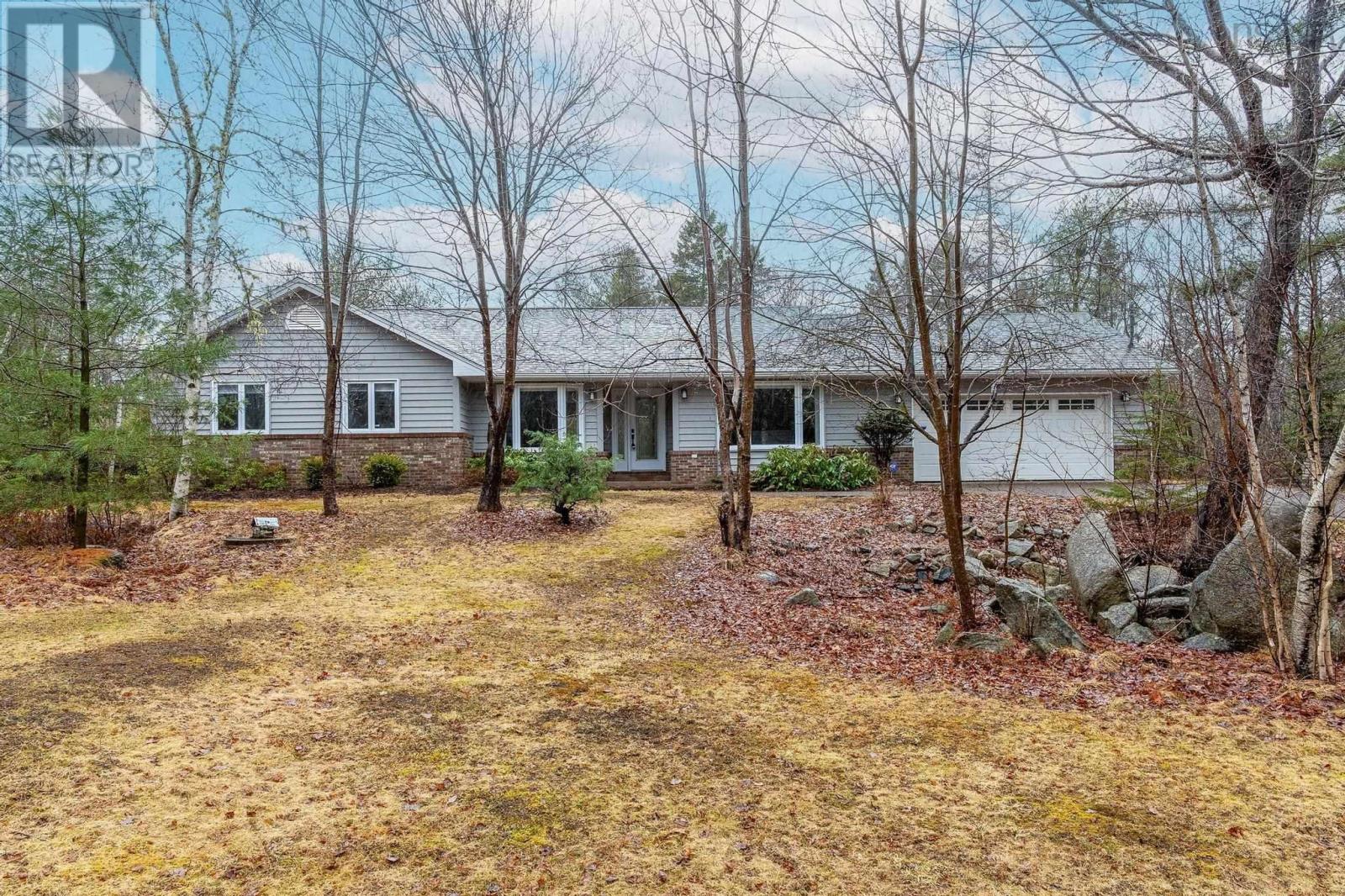 552 Lockview Road Property Photo
