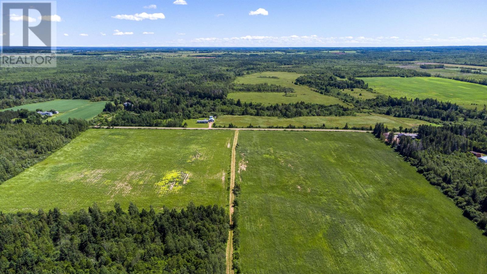 Center Line Road Property Photo 6