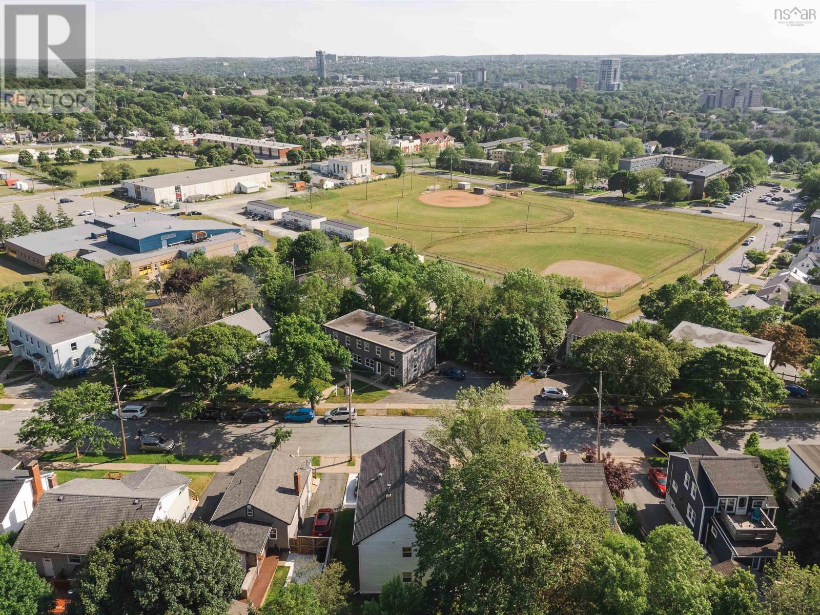 3420/3430 Claremont Street Property Photo 4