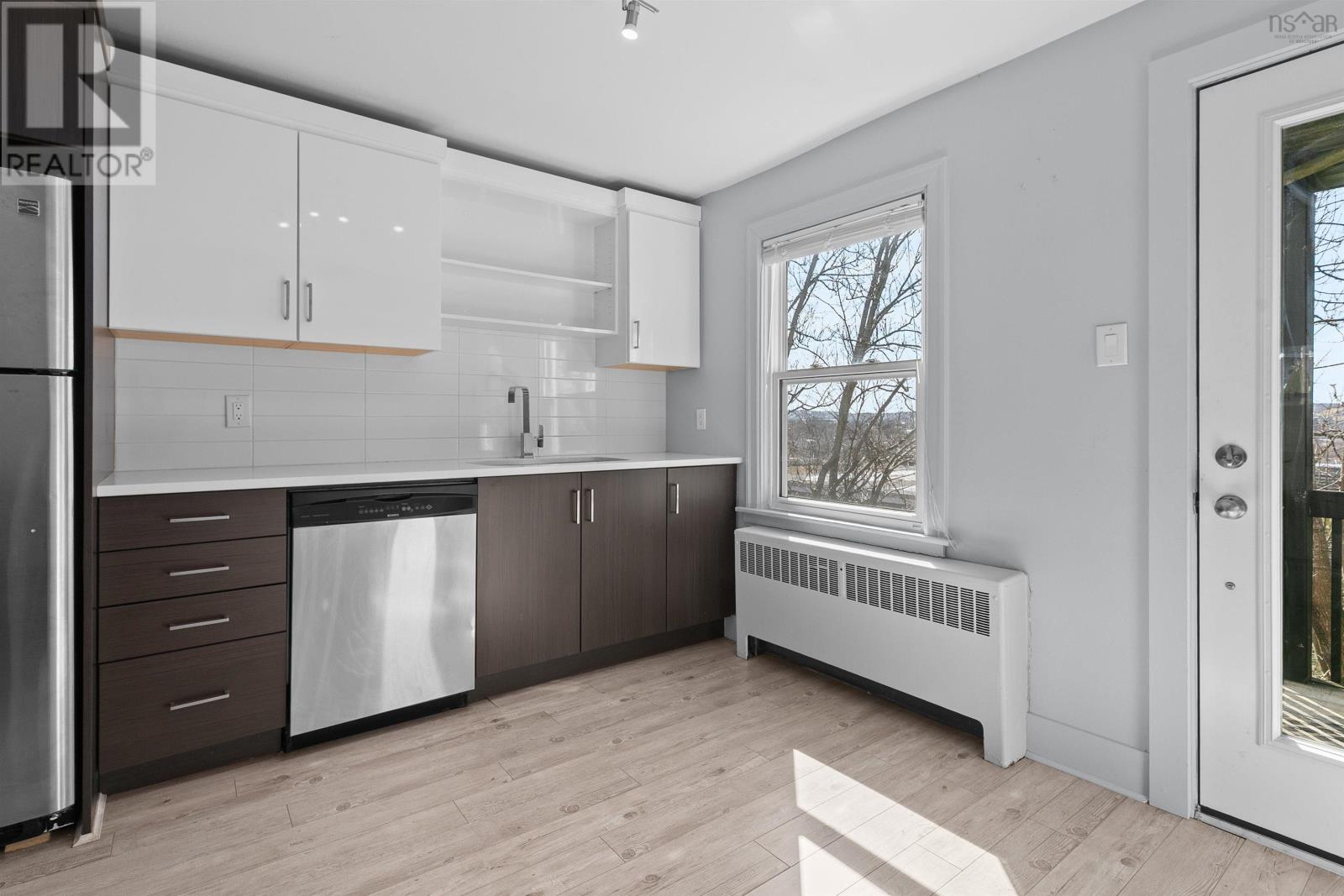 3420/3430 Claremont Street Property Photo 8