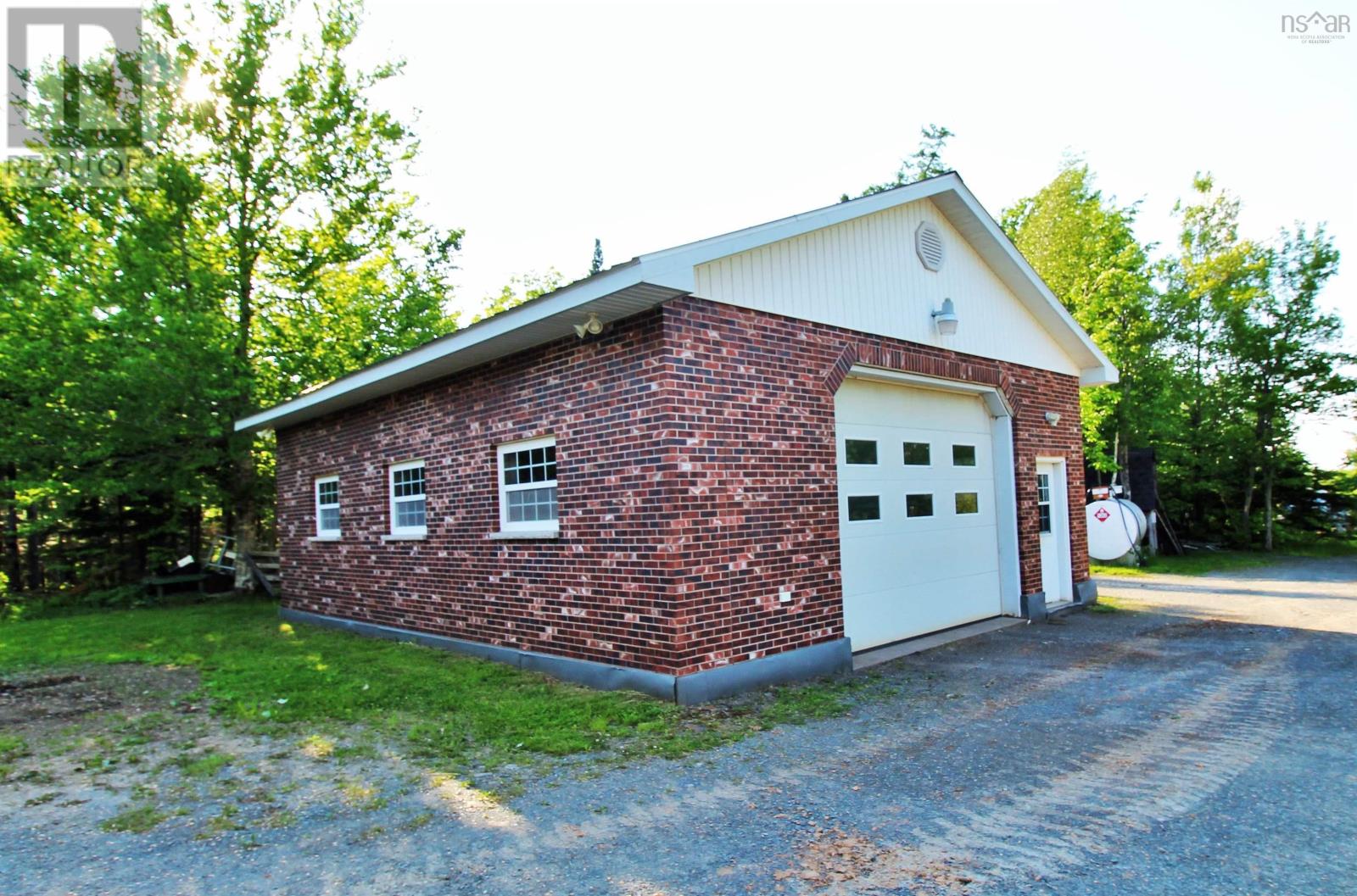 10 Long Lake Road Property Photo 4