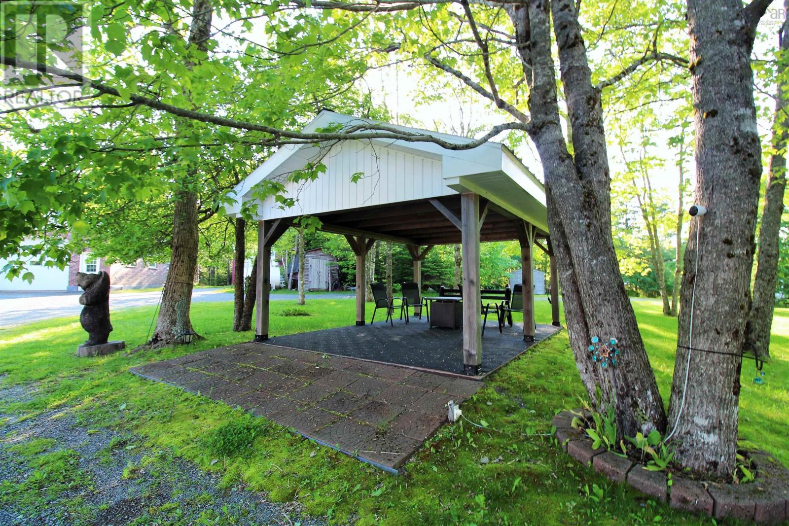 10 Long Lake Road Property Photo 6