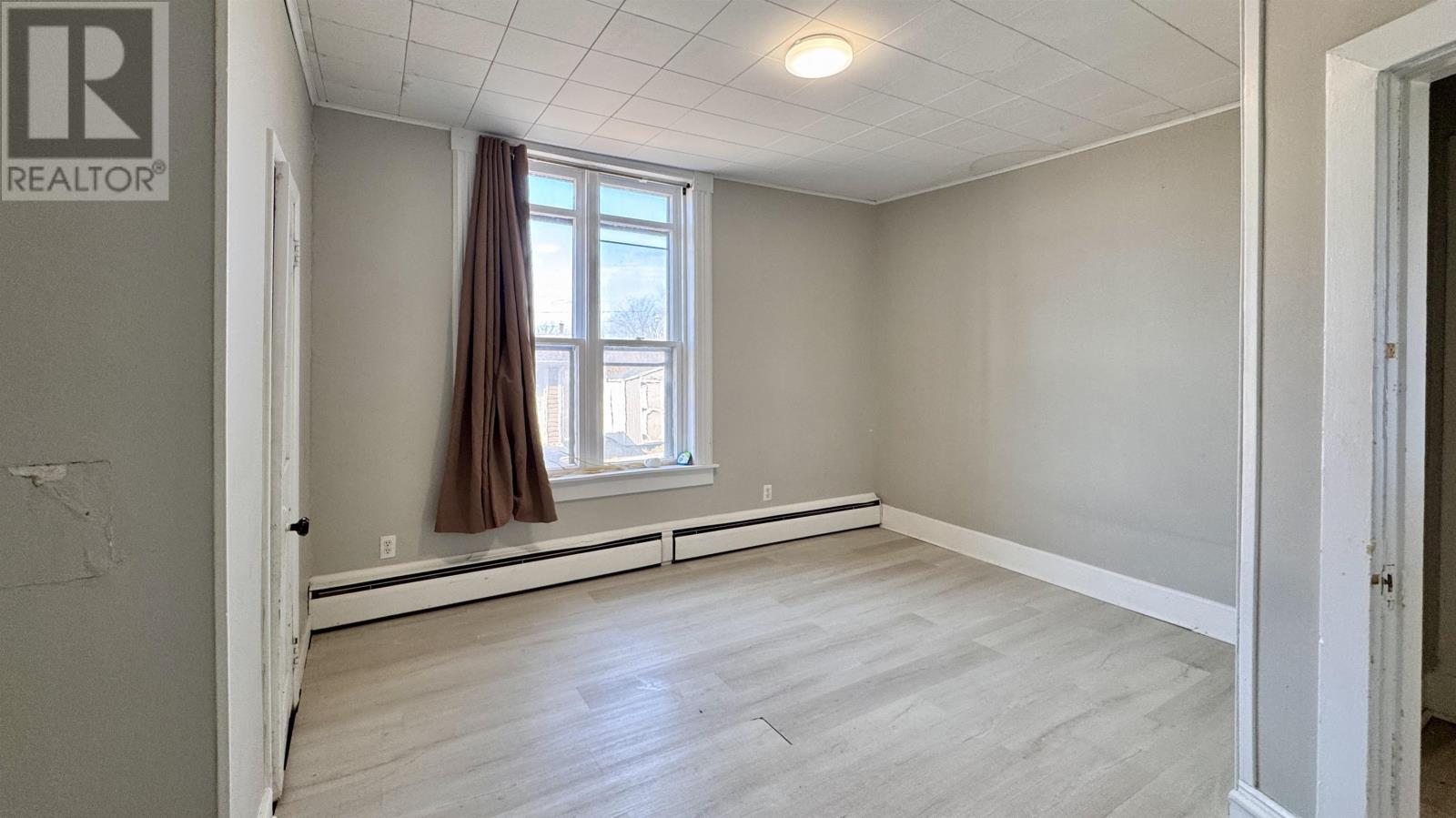 341 Notre Dame Street Property Photo 17