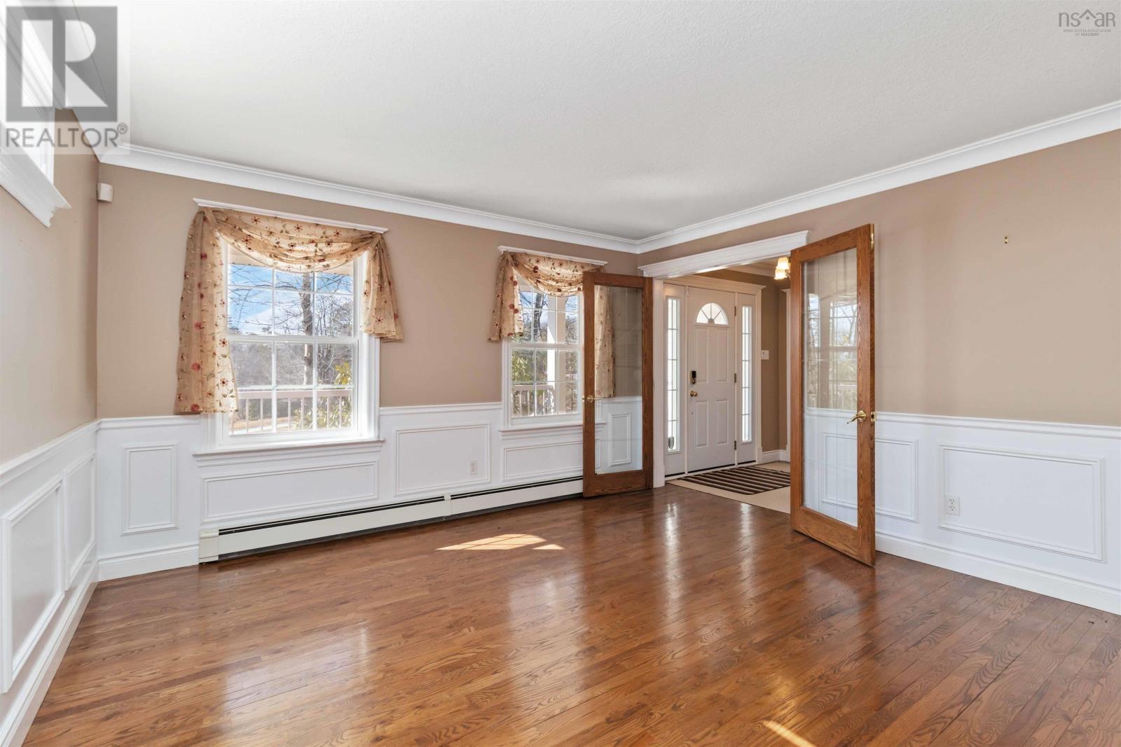 235 Glen Arbour Way Property Photo 7