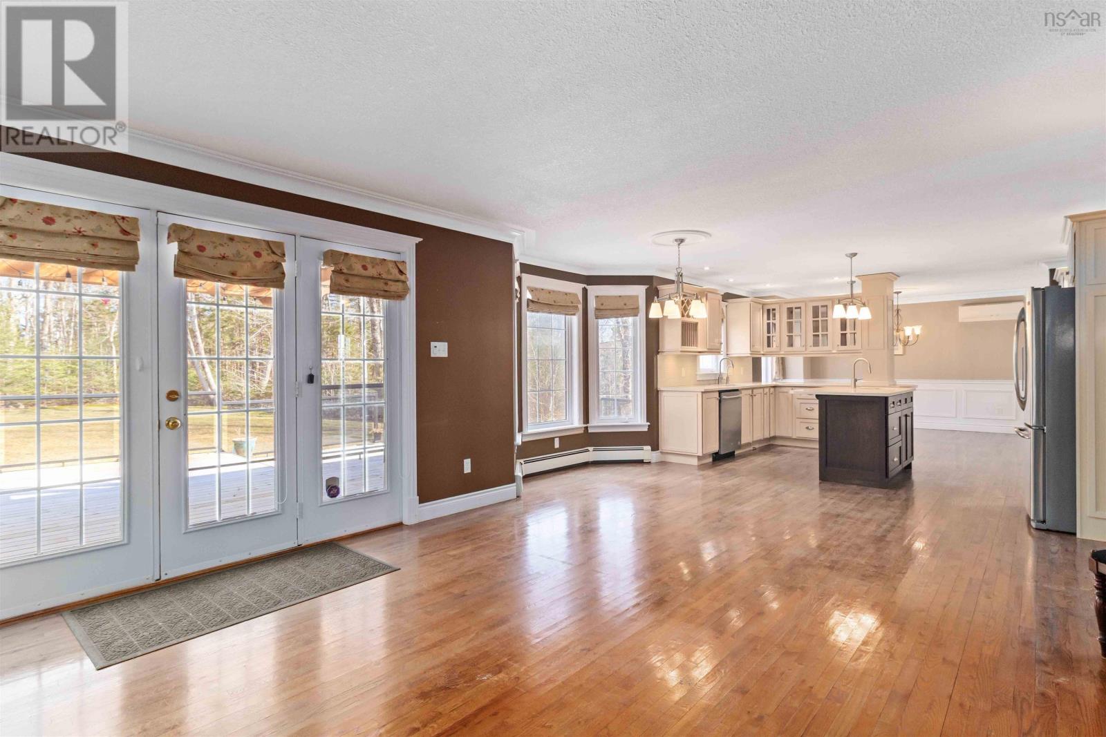 235 Glen Arbour Way Property Photo 12