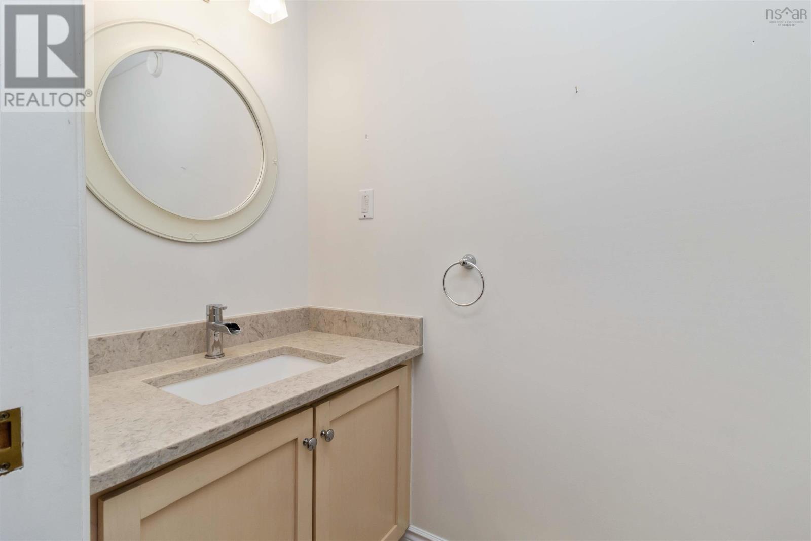 235 Glen Arbour Way Property Photo 13