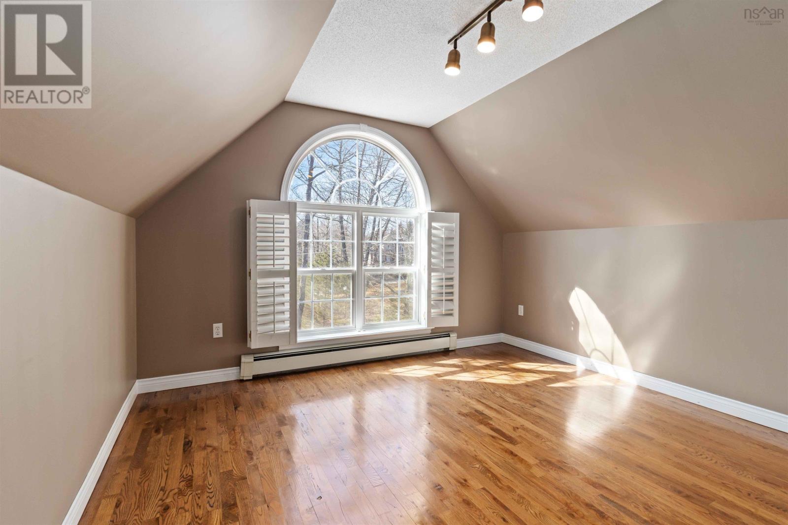 235 Glen Arbour Way Property Photo 23