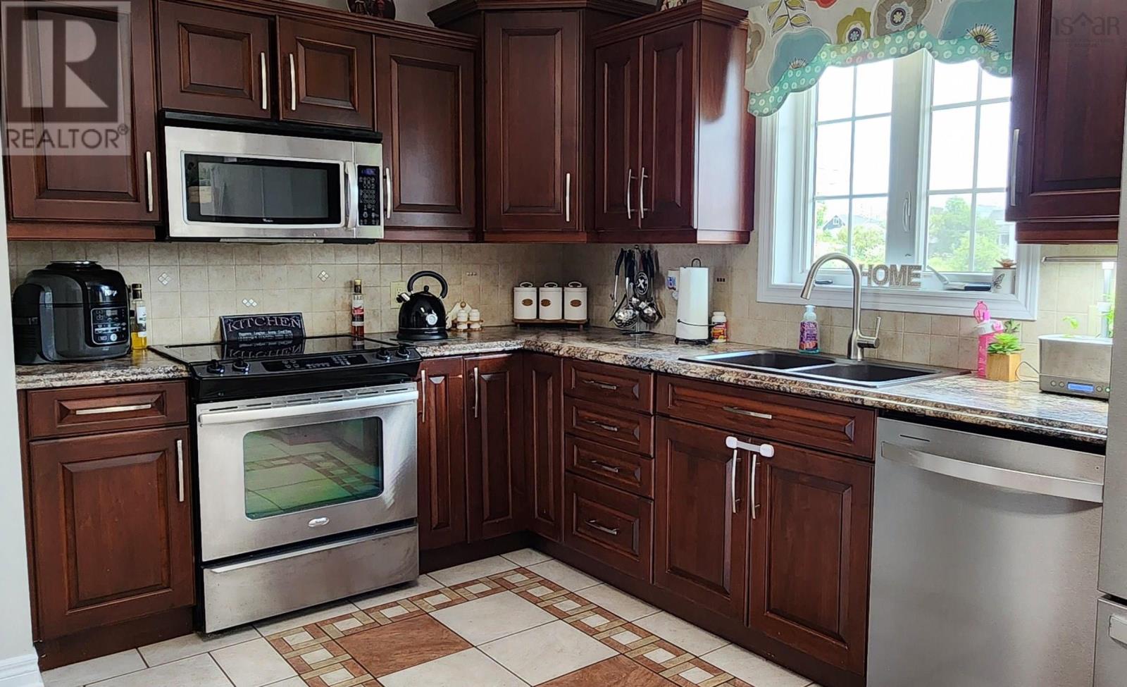 38 Water Street Property Photo 19