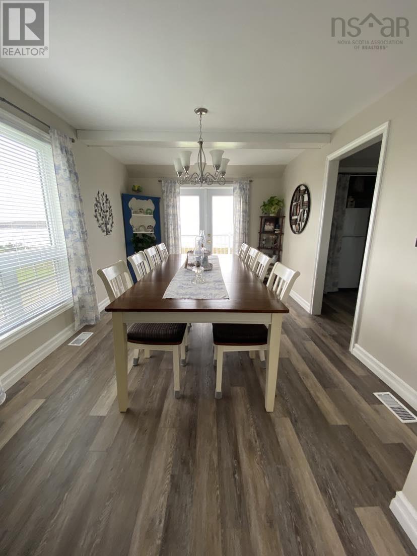 15715 Cabot Trail Property Photo 13