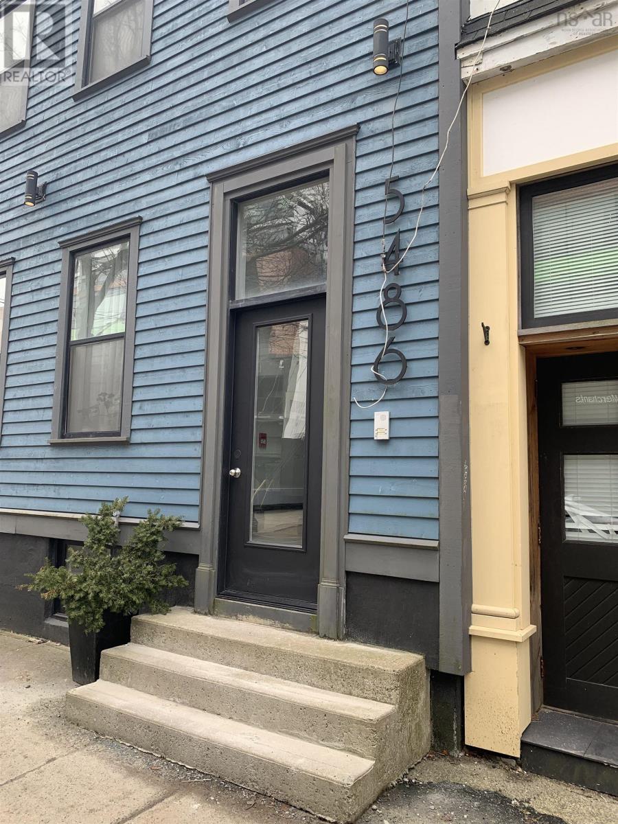 5484-86 Clyde Street Property Photo 21