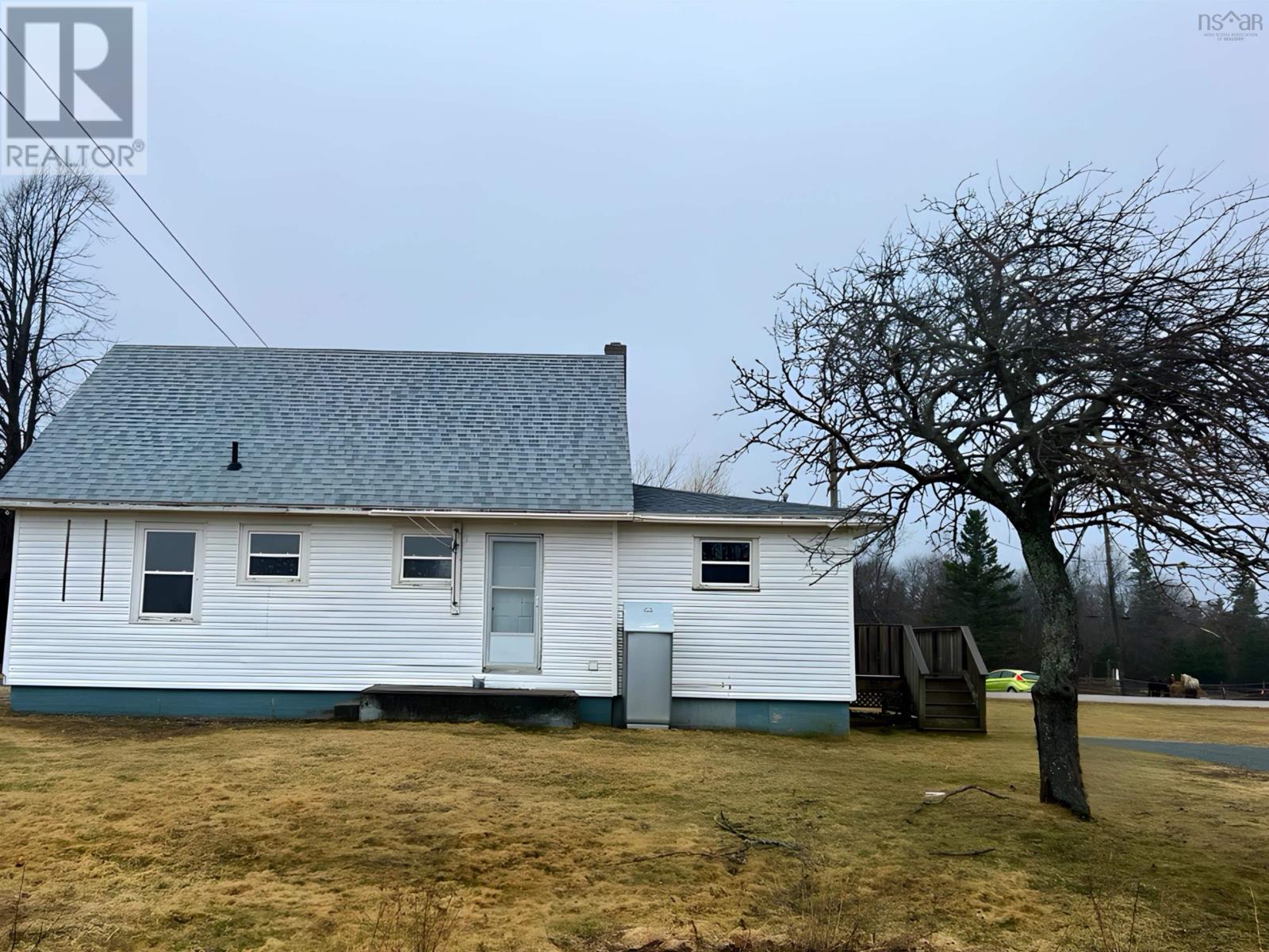 93 Mira Lee Drive Property Photo 3