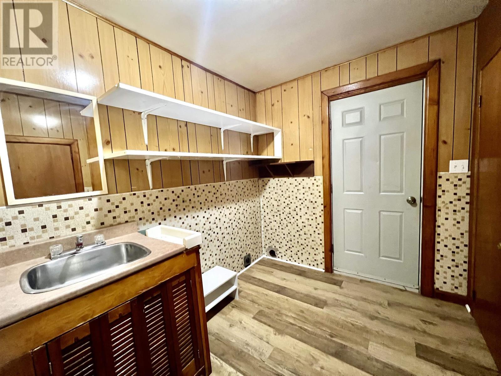 93 Mira Lee Drive Property Photo 10